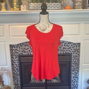 Nue Options soft poppy T-shirt, size medium, good used condition